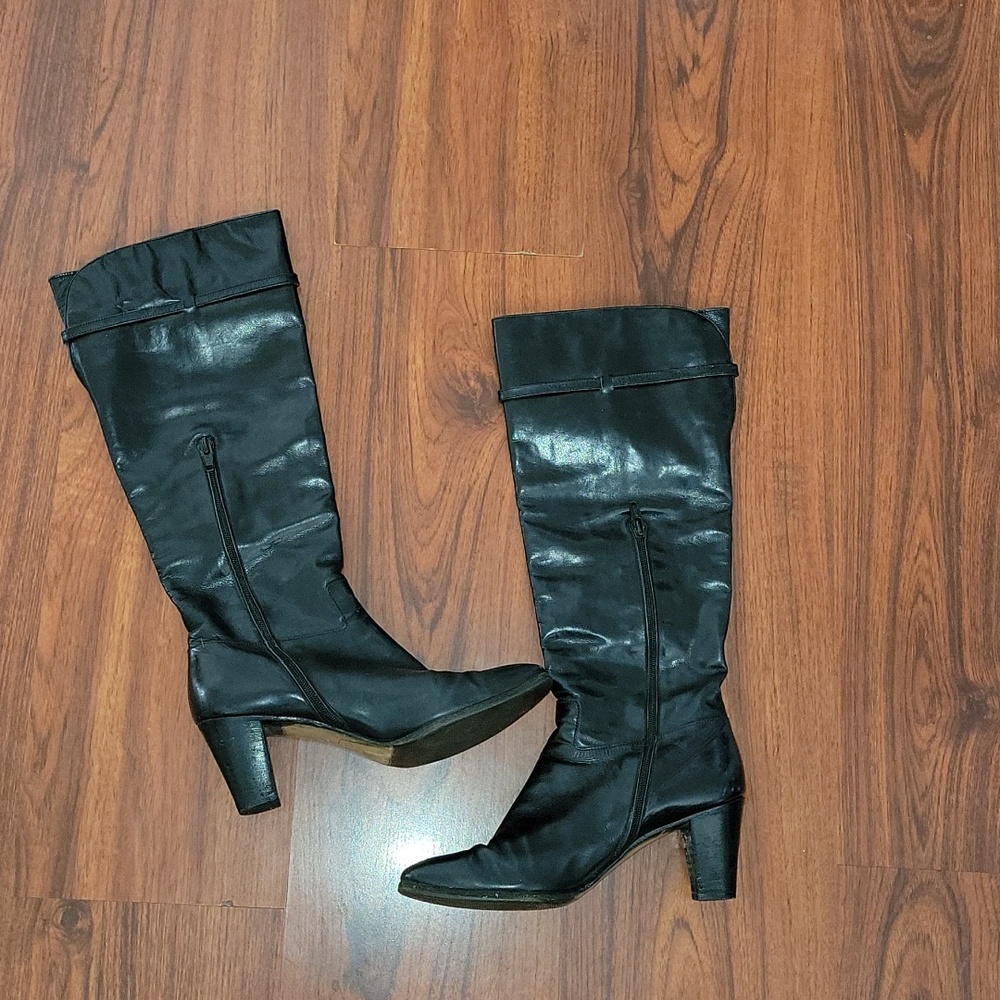 Salvatore Ferragamo Black Leather Boots Size 7.5 B